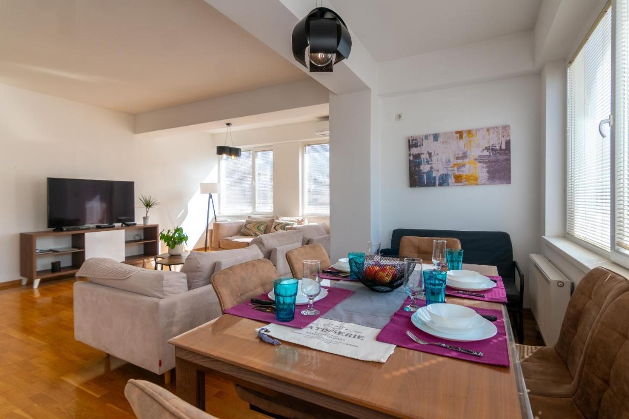 Skopje Eluxory Apartments المظهر الخارجي الصورة